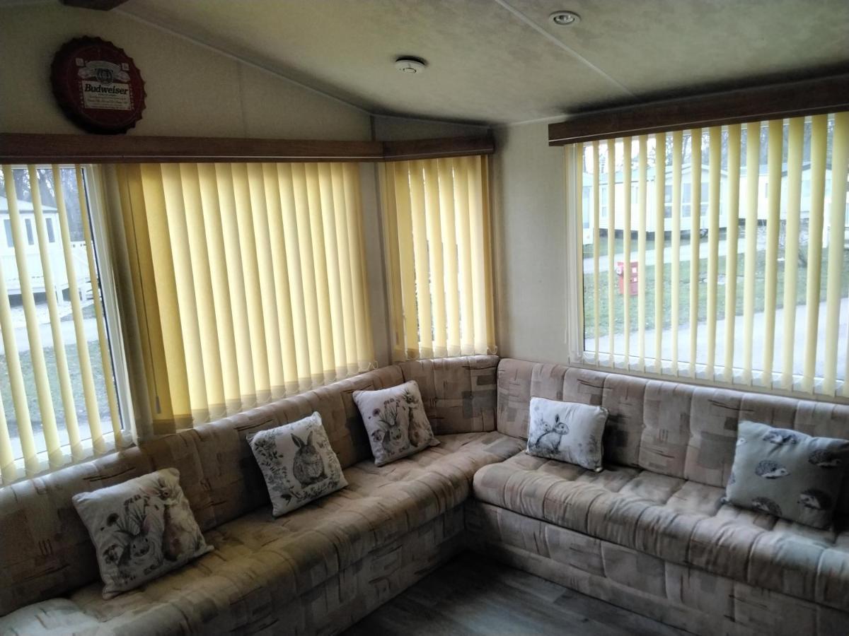 19 Laurel Close Highly Recommended 6 Berth Holiday Home With Hot Tub In Prime Location Tattershall Luaran gambar