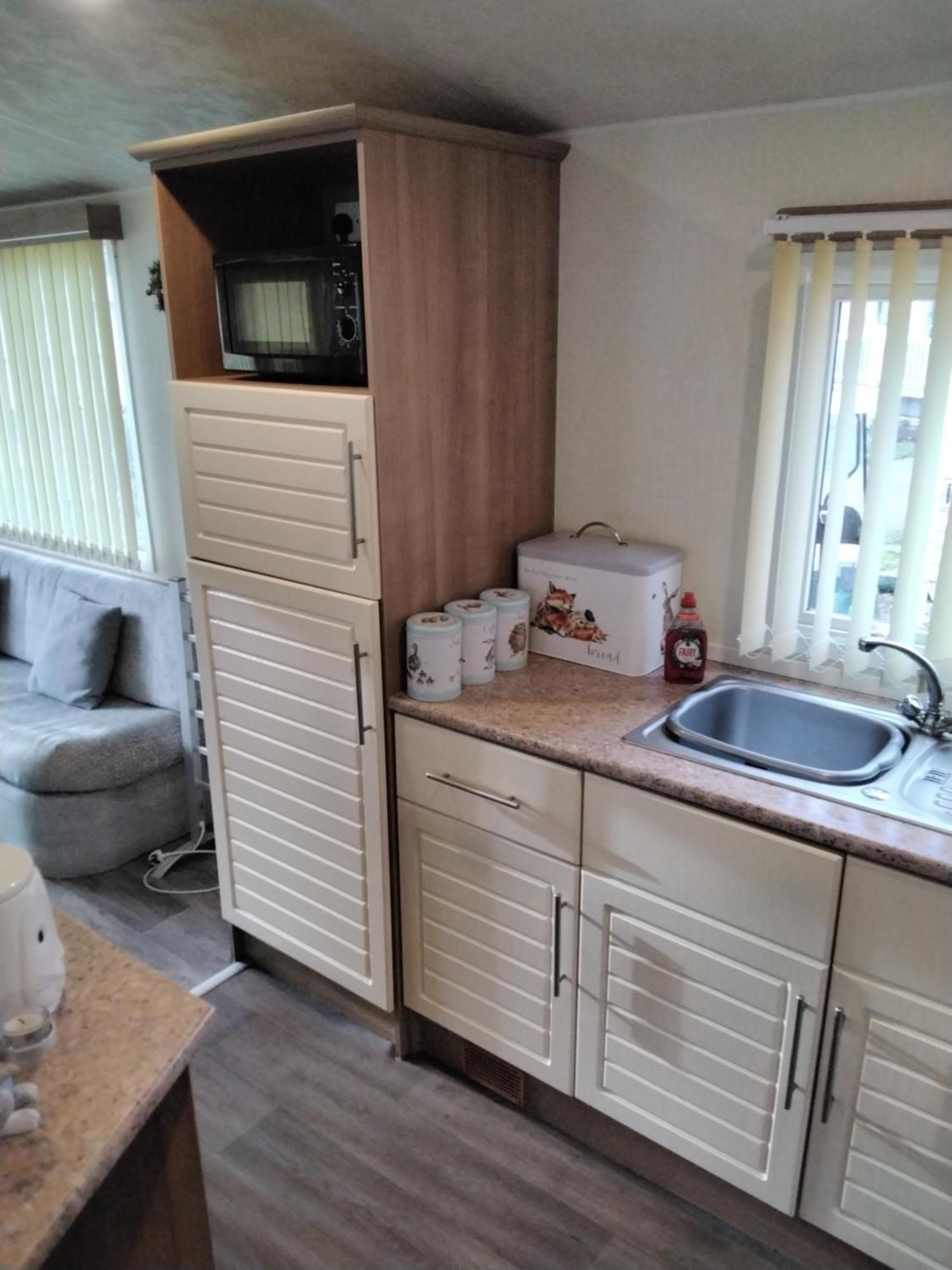 19 Laurel Close Highly Recommended 6 Berth Holiday Home With Hot Tub In Prime Location Tattershall Luaran gambar